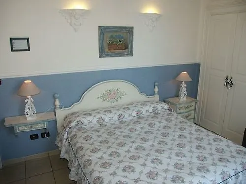 B&B Diana Syracuse 3*,